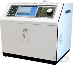 Гелиевый масс-спектрометрический течеискатель с цеолитовым насосом ТИ1-22М